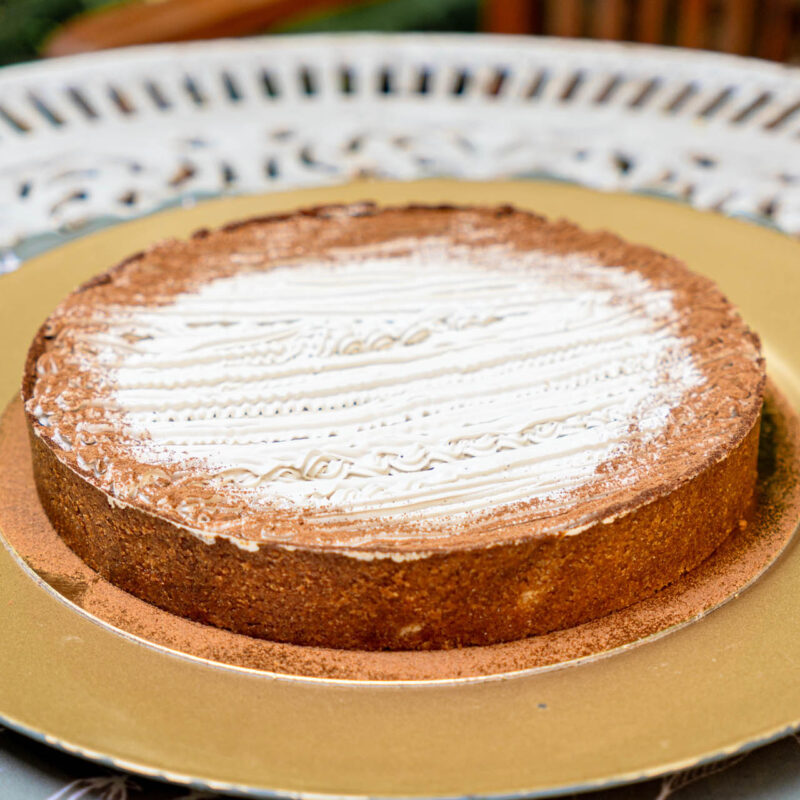 Torta de Maçã com Canela e Doce de Leite